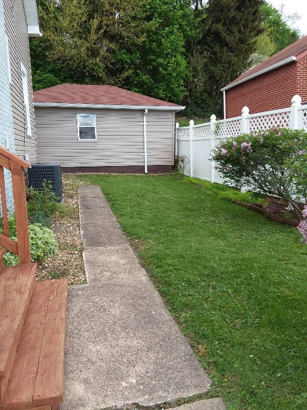 House for rent at 716 Hazel Ave, Ellwood City, PA 16117
