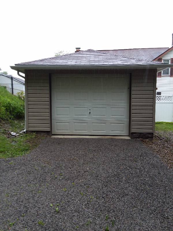 House for rent at 716 Hazel Ave, Ellwood City, PA 16117