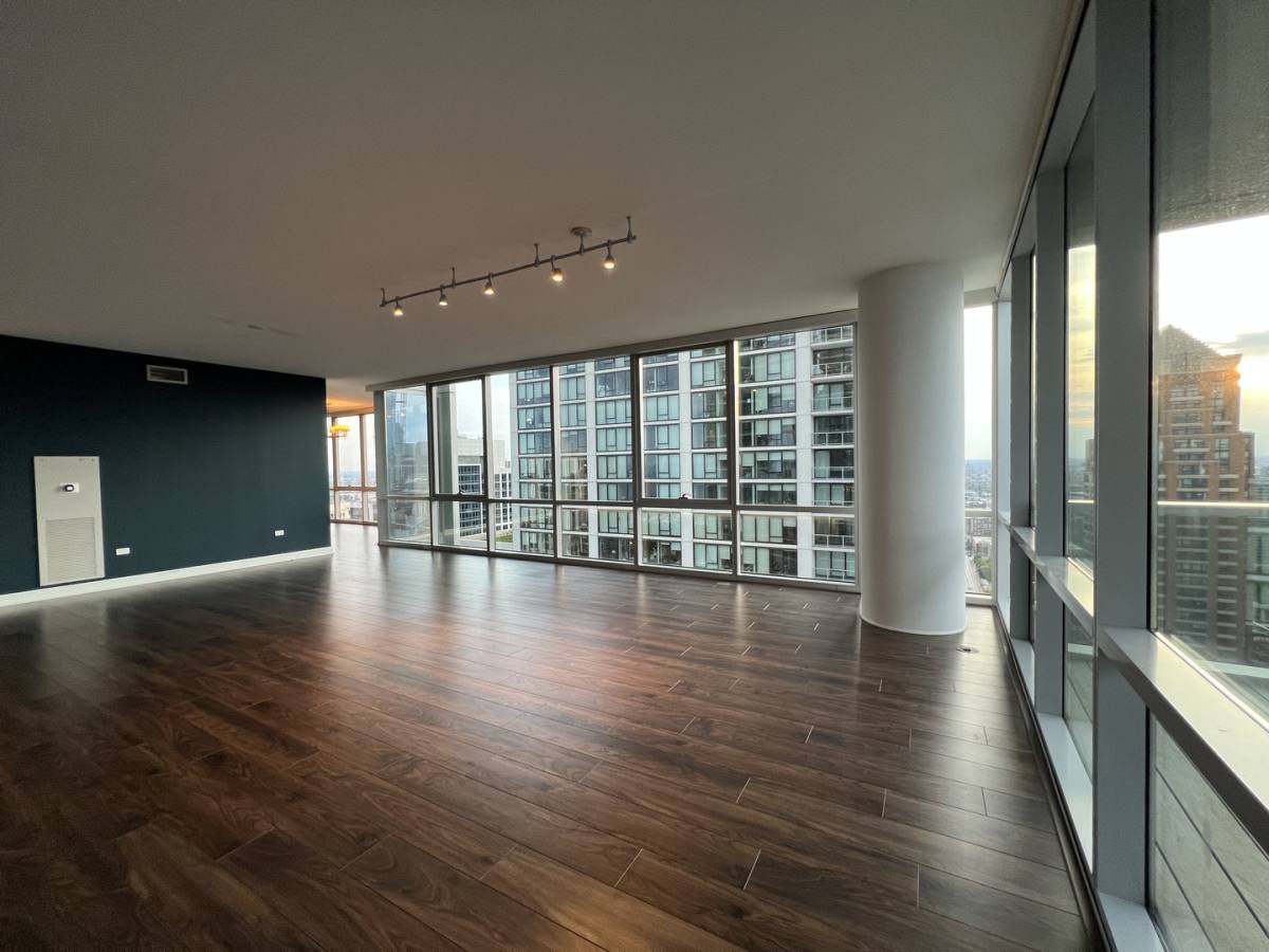 Apartment for rent at 1201 S Prairie Ave #3801, Chicago, IL 60605