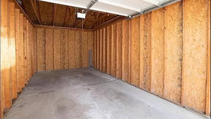Condo for rent at 15124 Lenox Dr, Strongsville, OH 44136