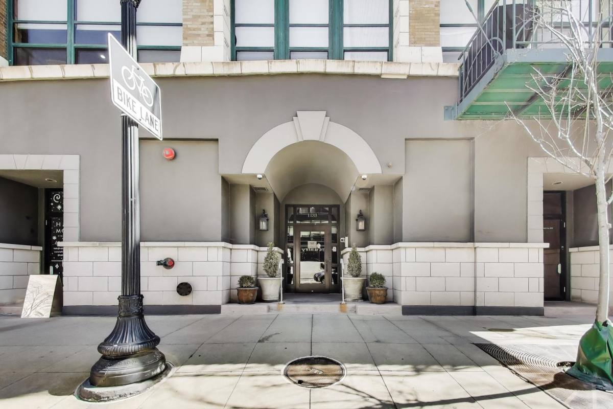 Apartment for rent at 1133 S Wabash Ave #303, Chicago, IL 60605