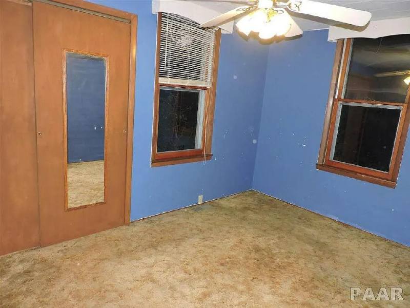 House for rent at 1723 W Fredonia Ave, Peoria, IL 61606