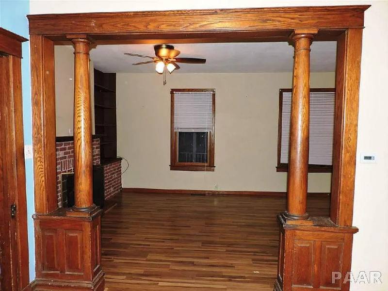 House for rent at 1723 W Fredonia Ave, Peoria, IL 61606