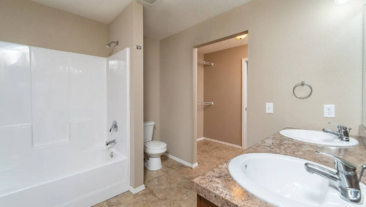 House for rent at 852 S Waco Ave, Springfield, MO 65802