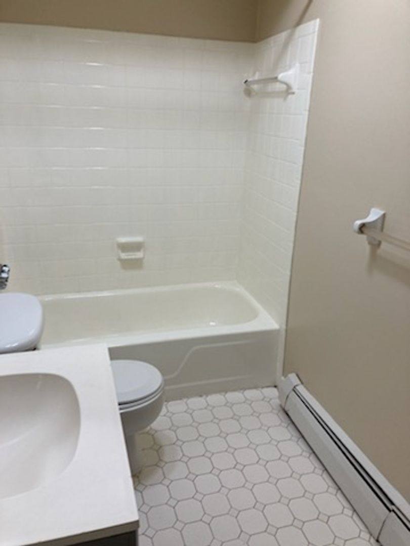 Apartment for rent at 906-12 Morris St, Cincinnati, OH 45206