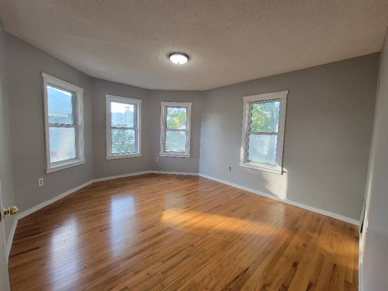 Apartment for rent at 4 Hacker St, Worcester, MA 01603