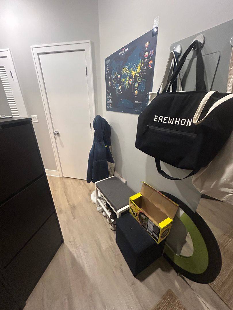 Apartment for rent at 3118 N Greenview Ave #301, Chicago, IL 60657