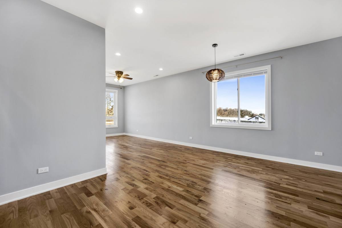 Apartment for rent at 5843 W Corcoran Place #2, Chicago, IL 60644