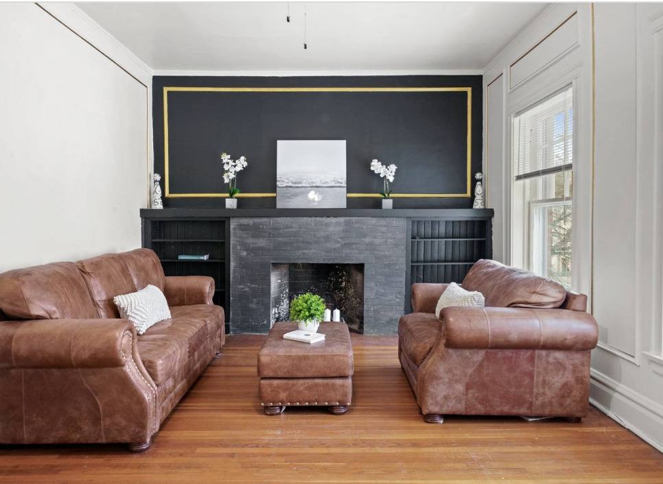 Apartment for rent at 1067 W Balmoral Ave #2, Chicago, IL 60640