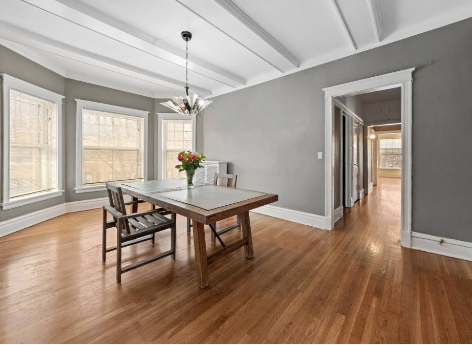 Apartment for rent at 1067 W Balmoral Ave #2, Chicago, IL 60640