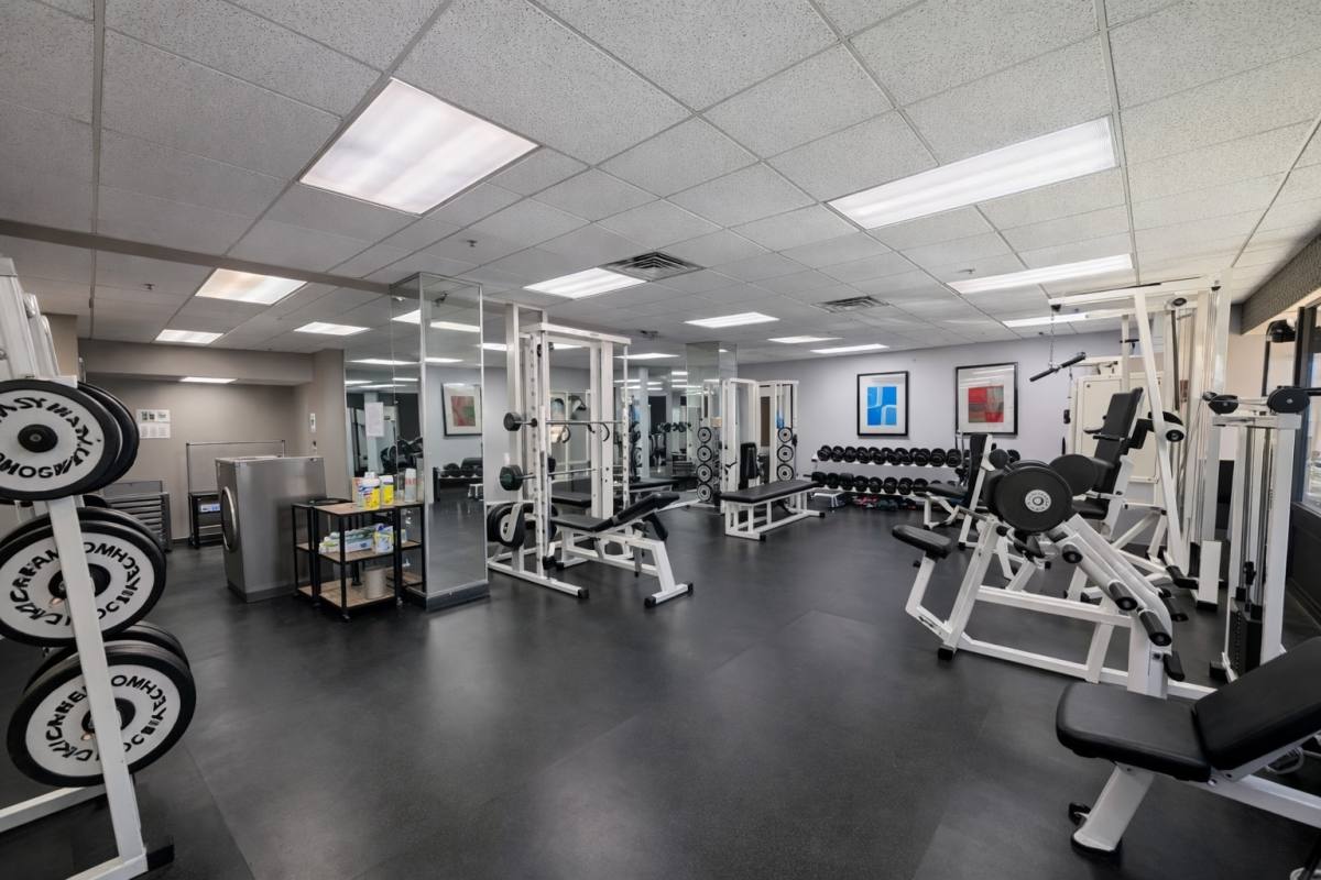 Apartment for rent at 5320 N Sheridan Rd #910, Chicago, IL 60640