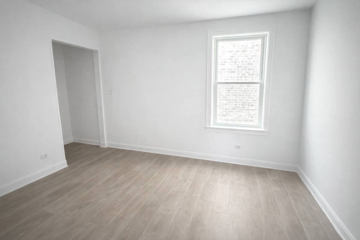 Apartment for rent at 3340 W Evergreen Ave #2F, Chicago, IL 60651