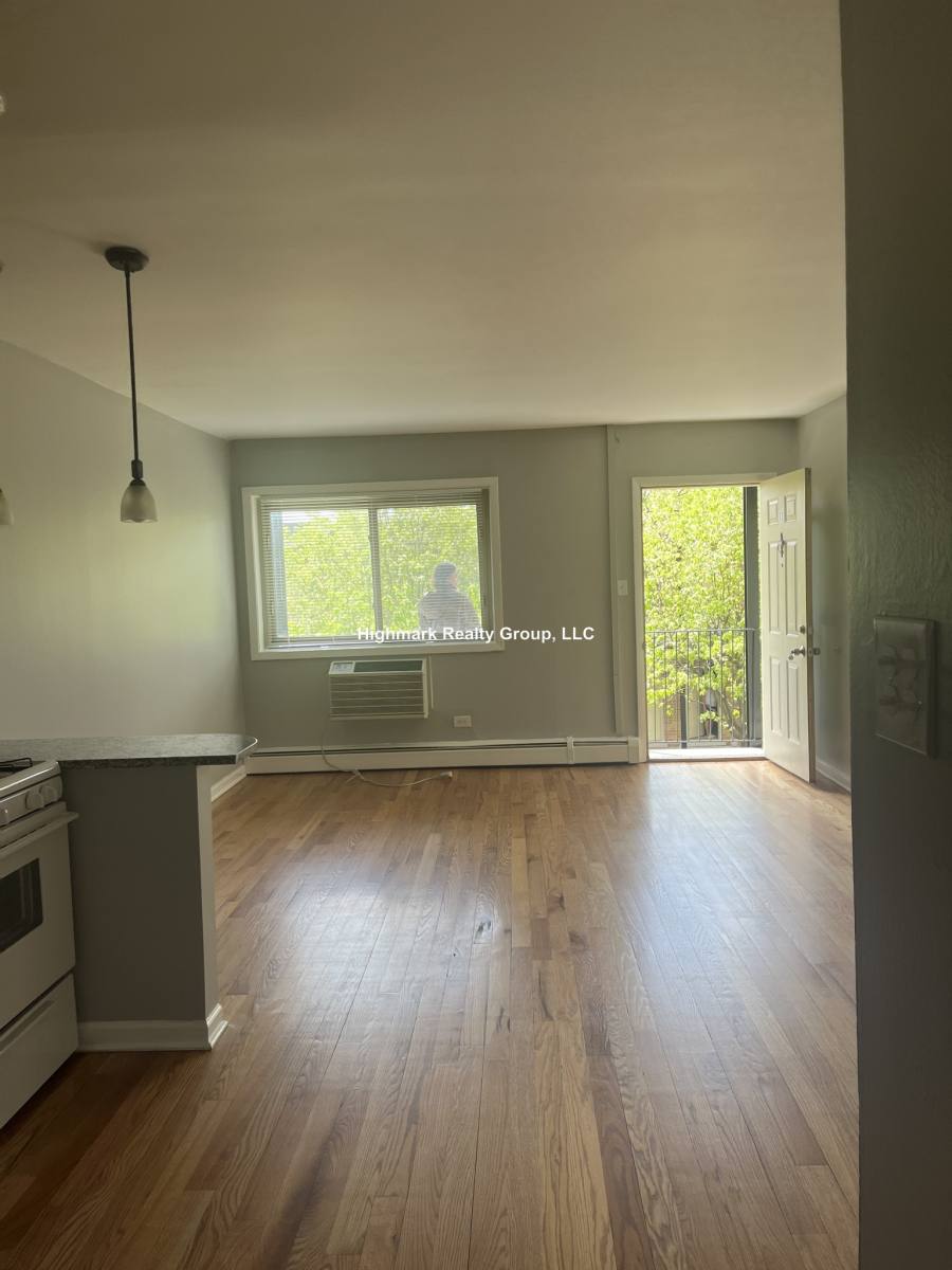 Apartment for rent at 8506 Waukegan Rd #15A, Morton Grove, IL 60053