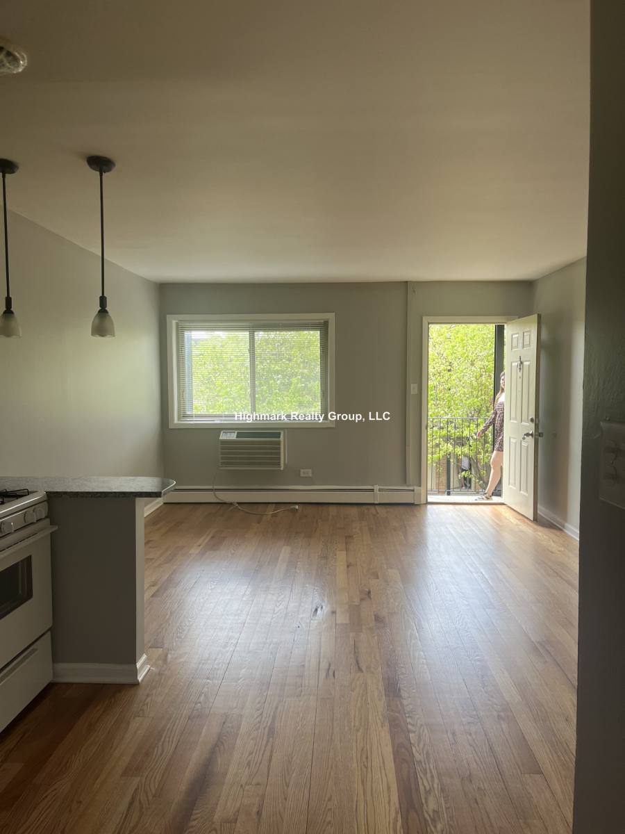 Apartment for rent at 8506 Waukegan Rd #15A, Morton Grove, IL 60053