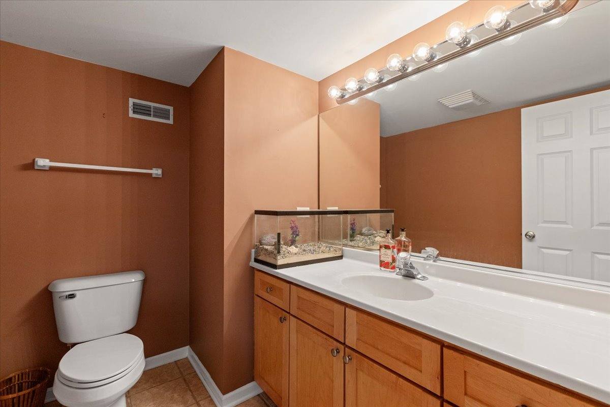 Townhouse for rent at 3817 N Milwaukee Ave #D, Chicago, IL 60641