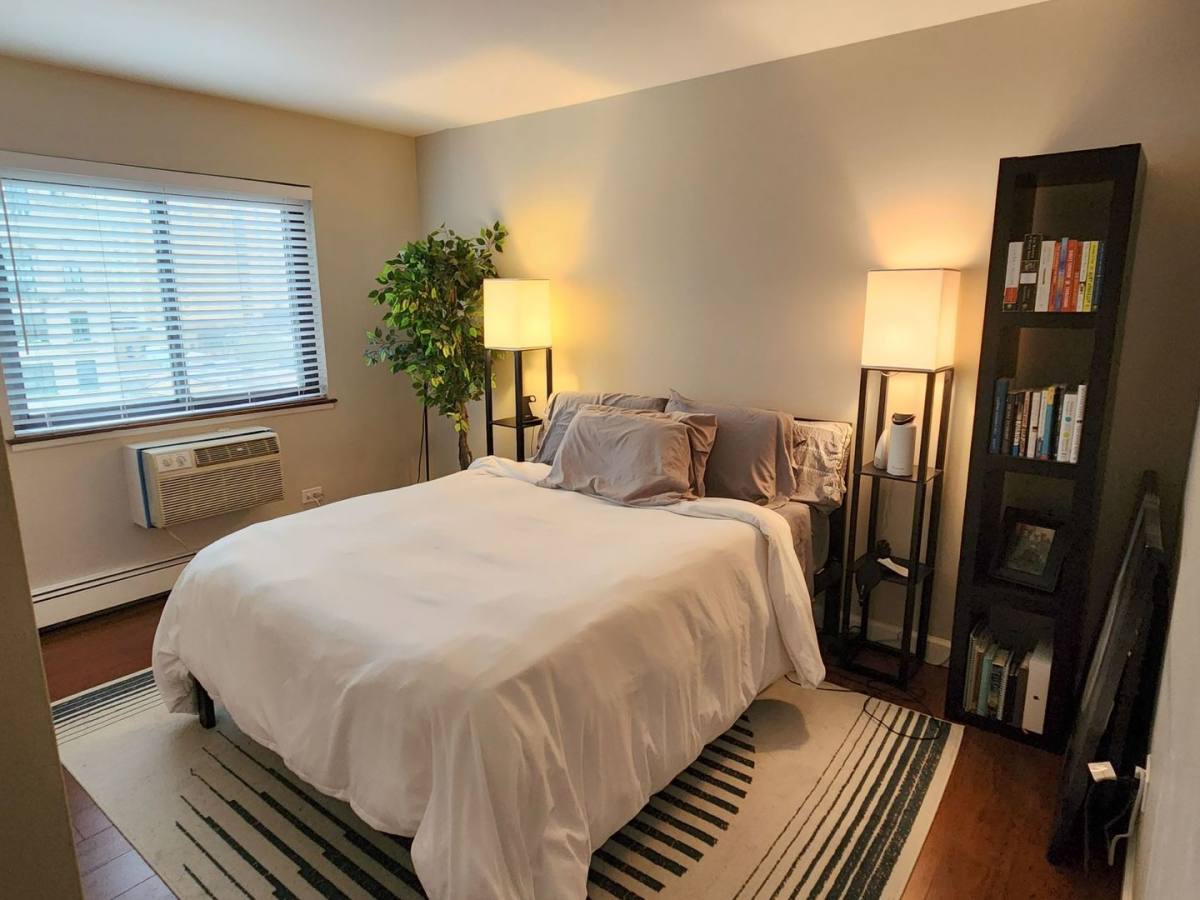 Condo for rent at 607 W Wrightwood Ave #812, Chicago, IL 60614