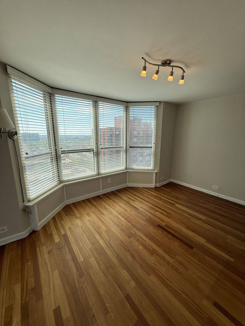 Apartment for rent at 899 S Plymouth Court #2008, Chicago, IL 60605
