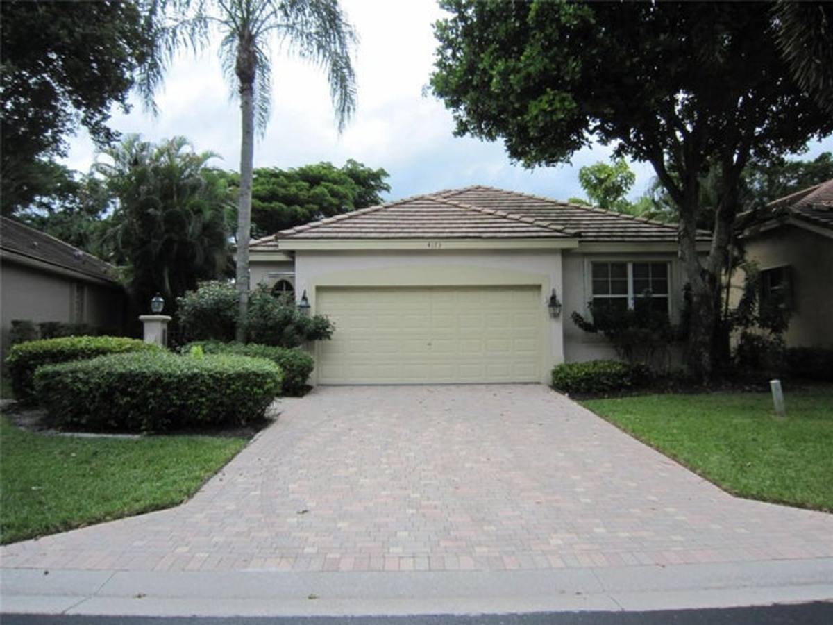 House for rent at 4173 Imperial Club Lane, Lake Worth, FL 33449