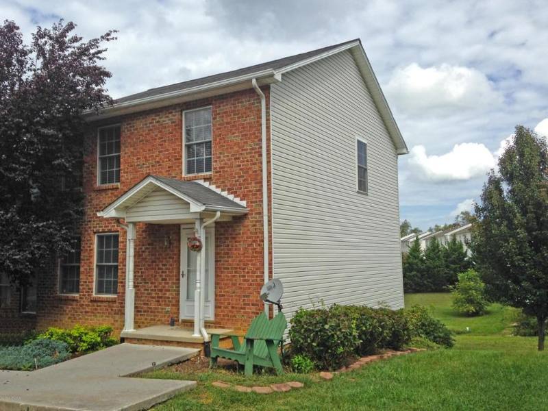 Townhouse for rent at 600 Republic Rd, Christiansburg, VA 24073