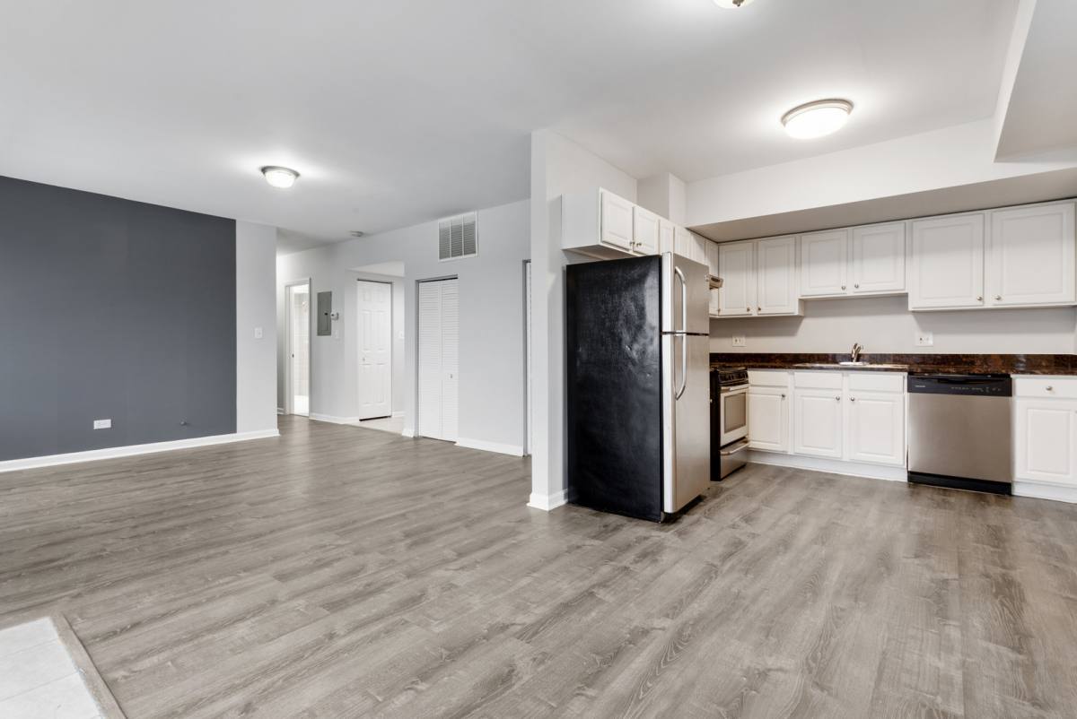 Condo for rent at 2451 W Howard St #511, Chicago, IL 60645