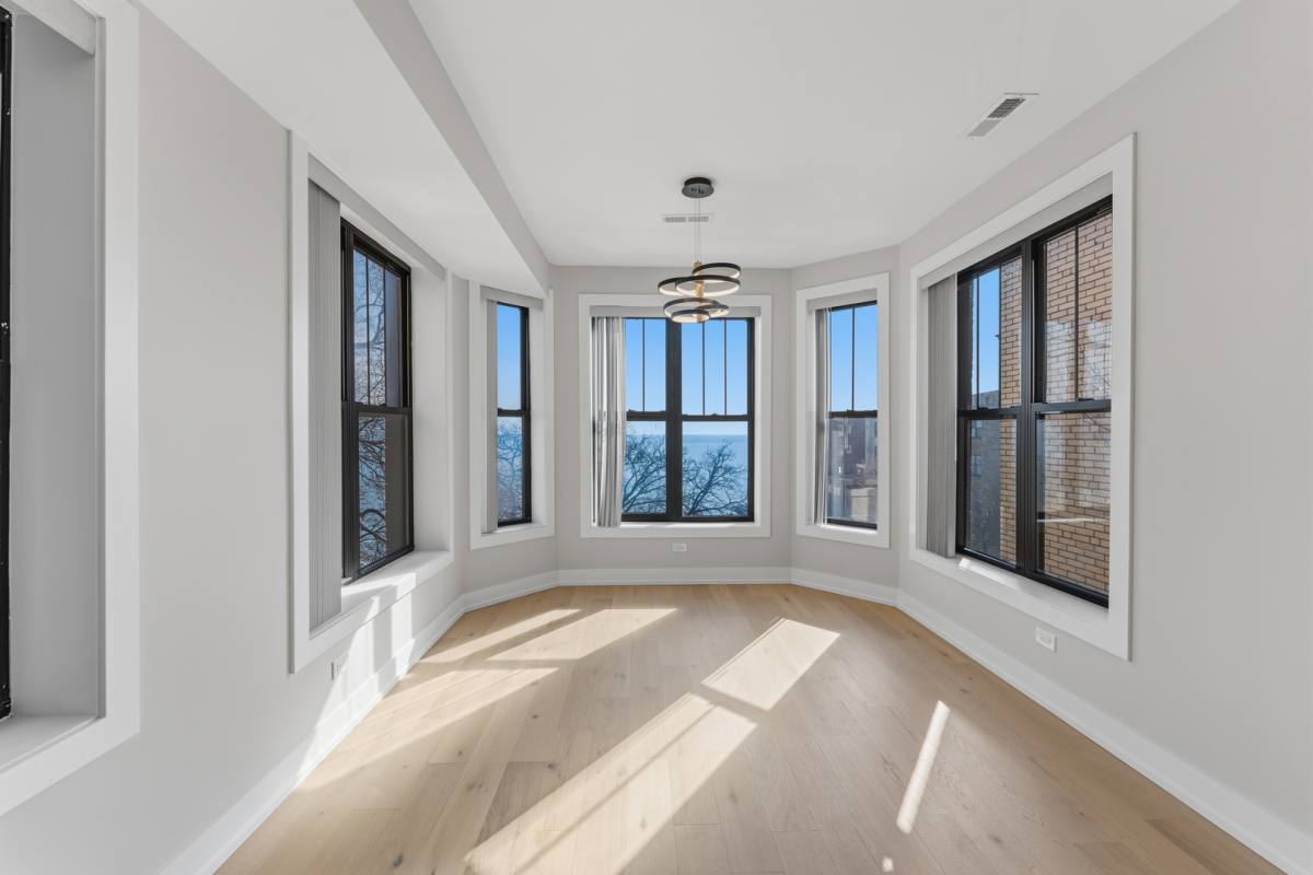 Apartment for rent at 7516 N Eastlake Terrace #2, Chicago, IL 60626