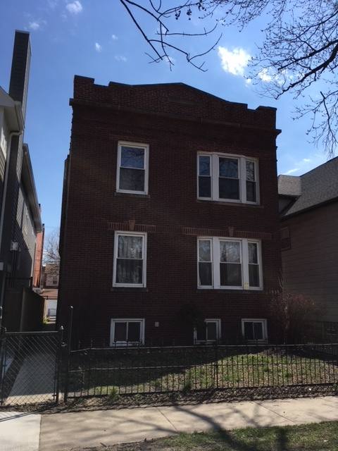 Apartment for rent at 1959 W Farragut Ave #1R, Chicago, IL 60640
