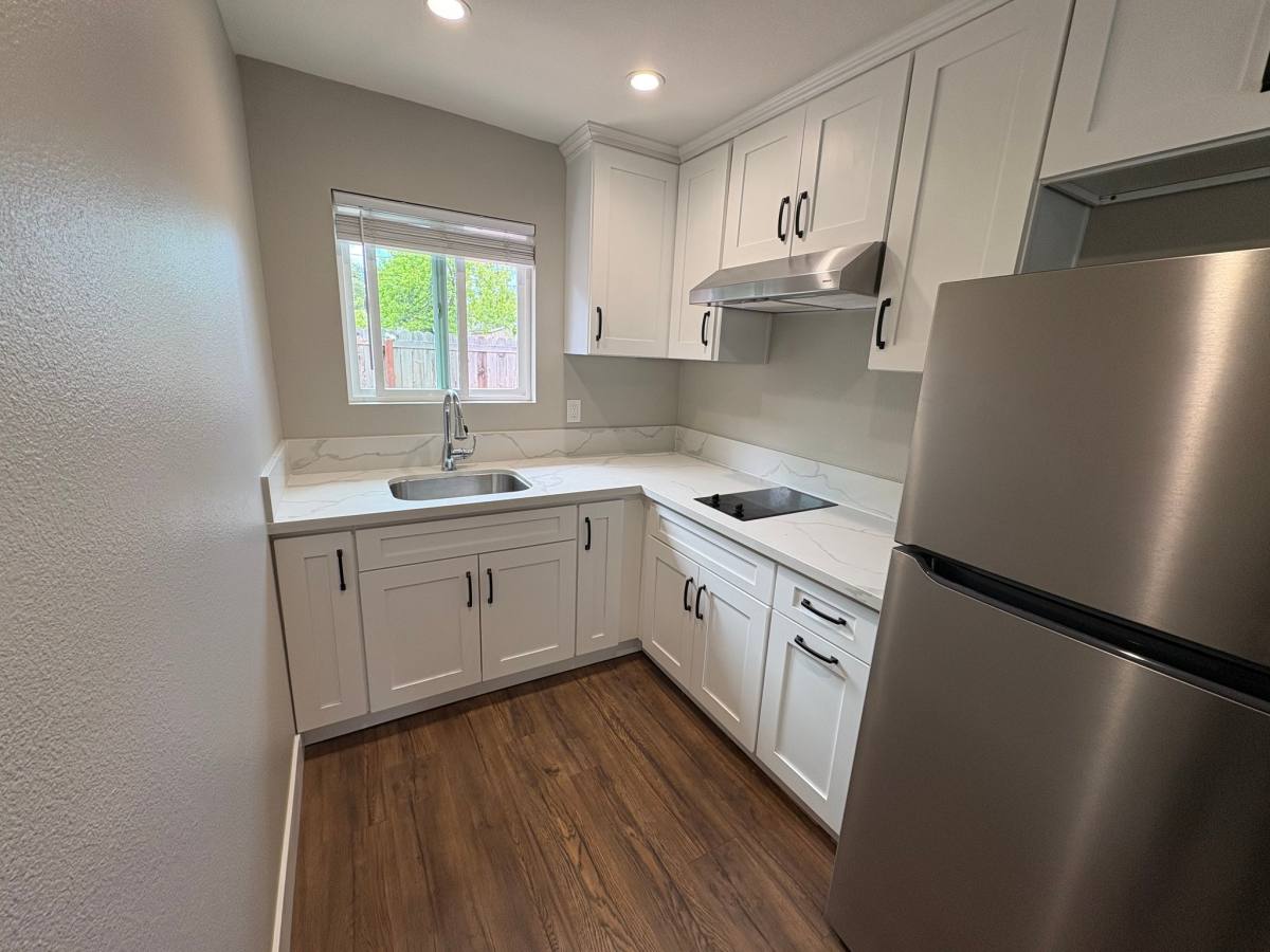 Apartment for rent at 911 E Aliso St #B, Ojai, CA 93023