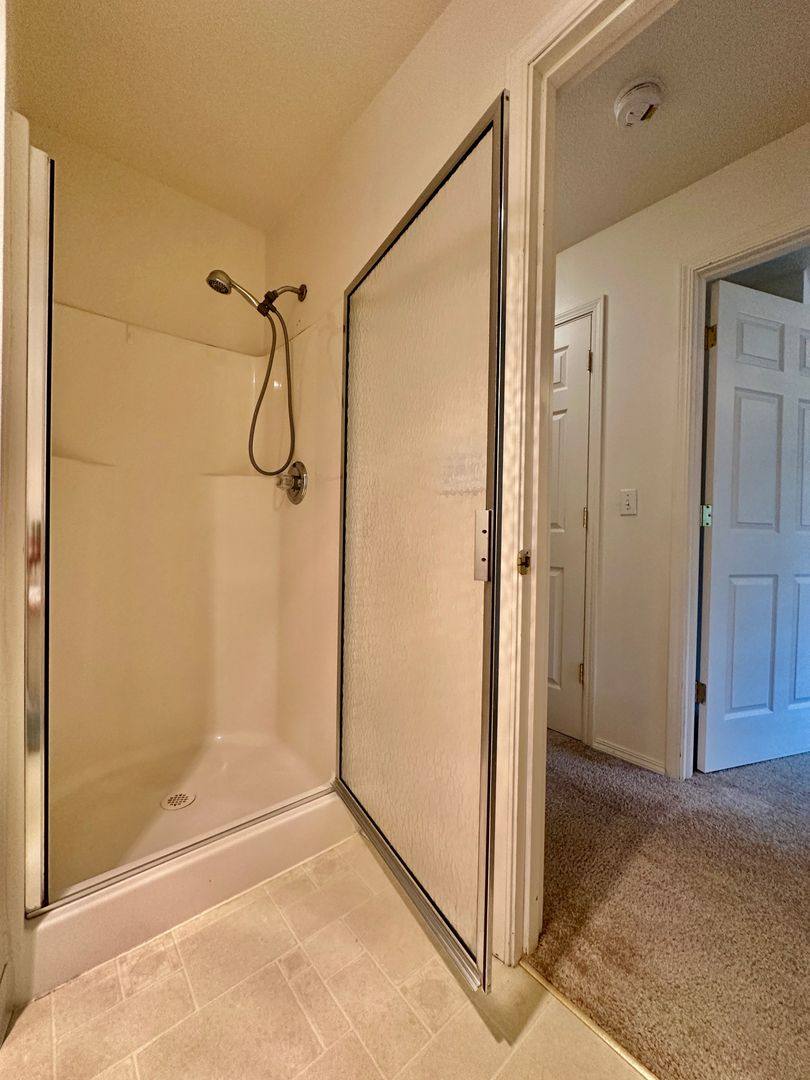 Apartment for rent at 3410-3414 SE 143rd Ave, Portland, OR 97236