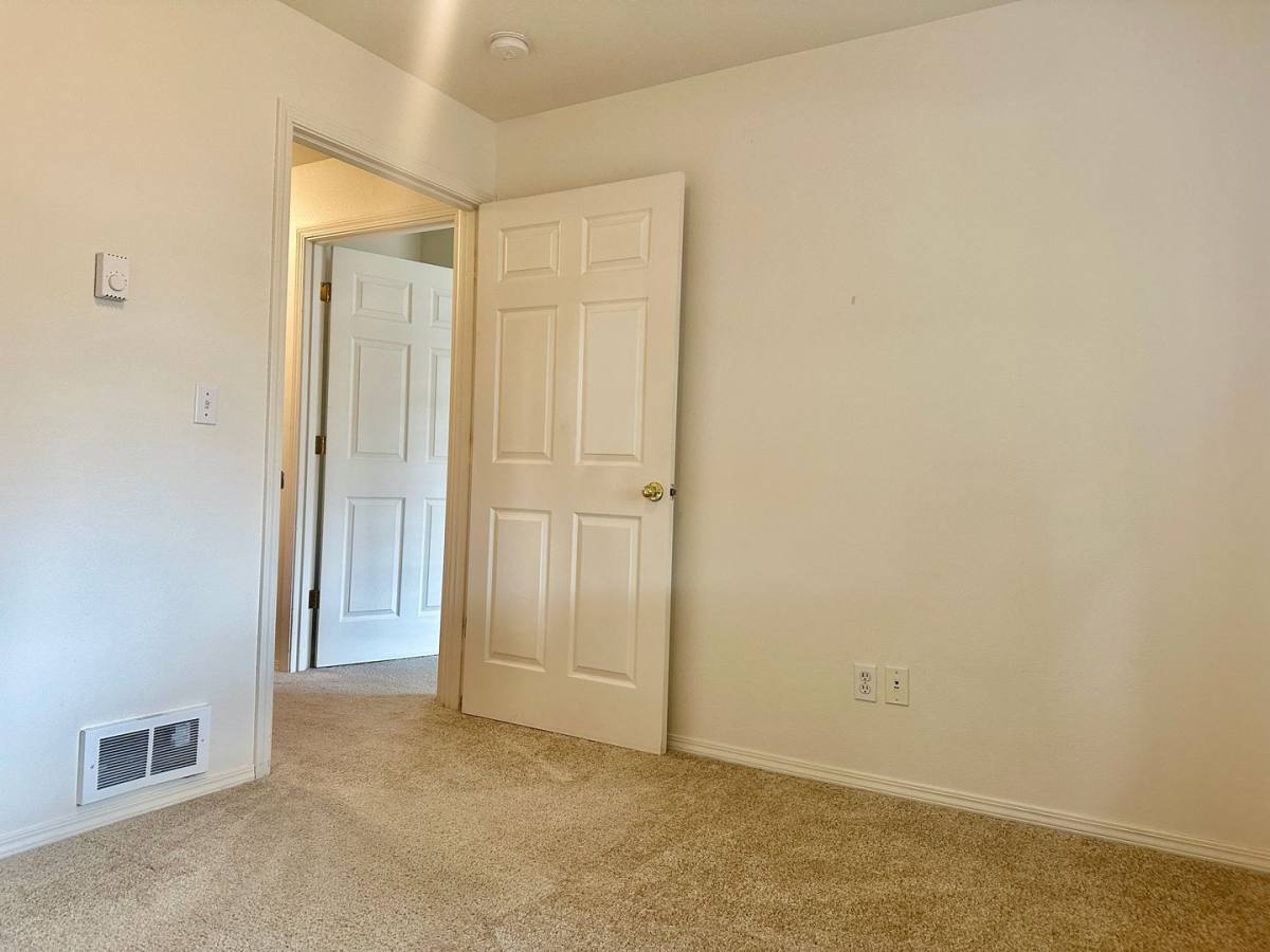 Apartment for rent at 3410-3414 SE 143rd Ave, Portland, OR 97236