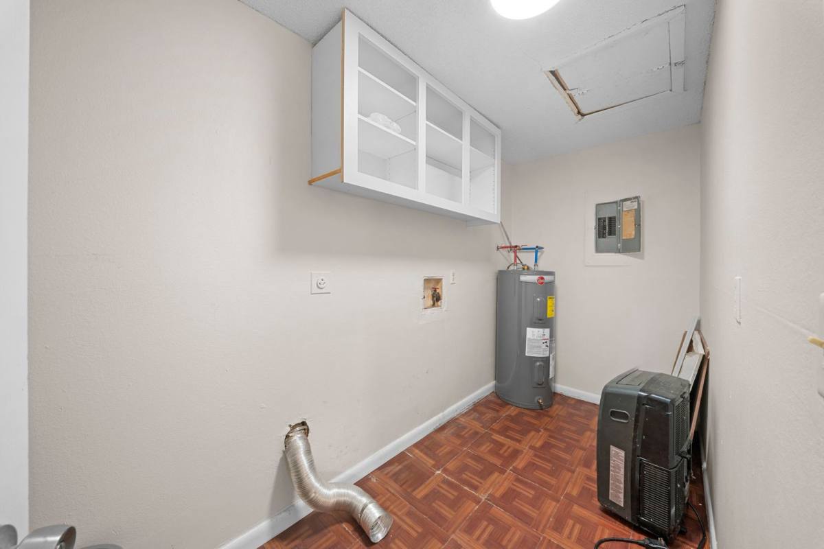 Apartment for rent at 5551-5553 5th Ave, Fort Myers, FL 33907