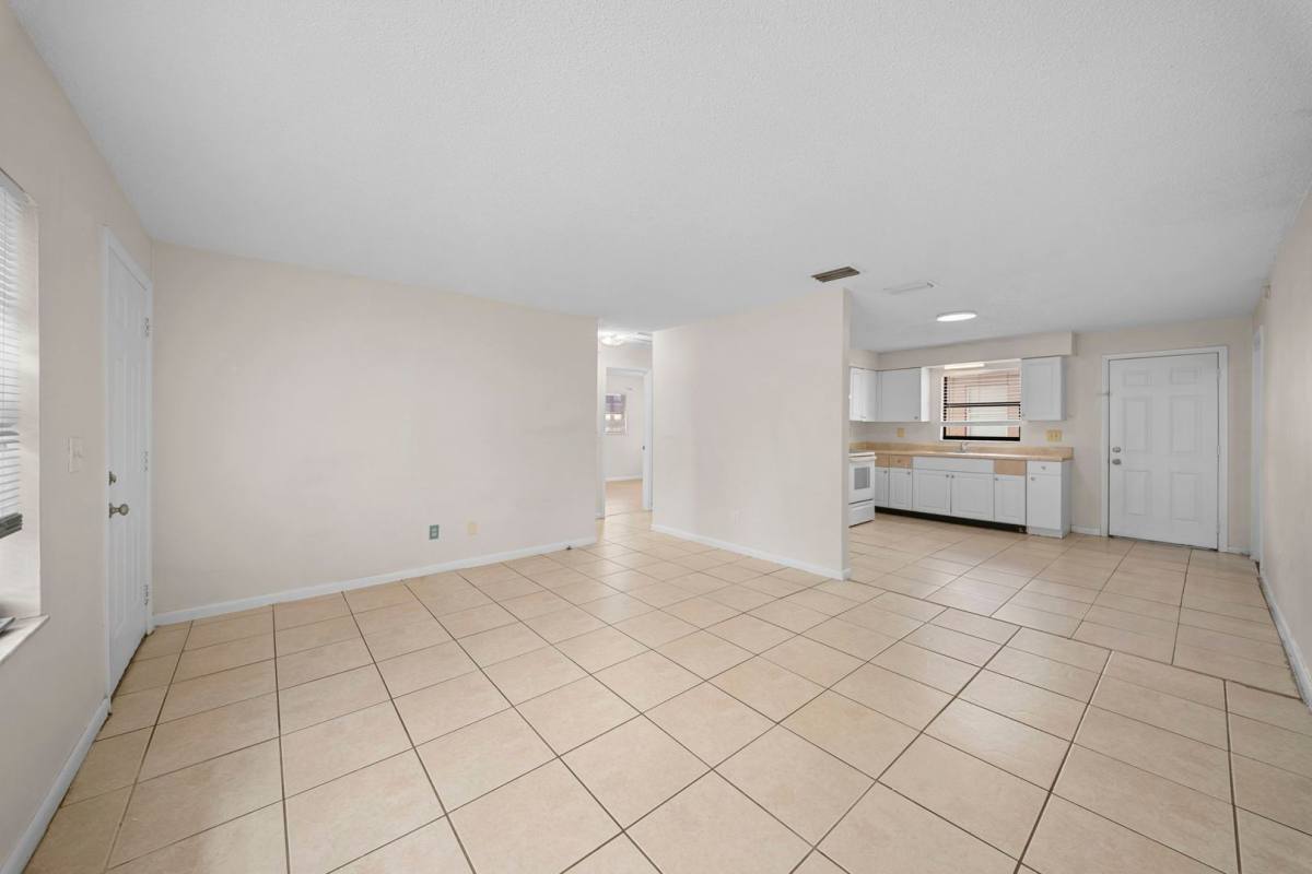 Apartment for rent at 5551-5553 5th Ave, Fort Myers, FL 33907