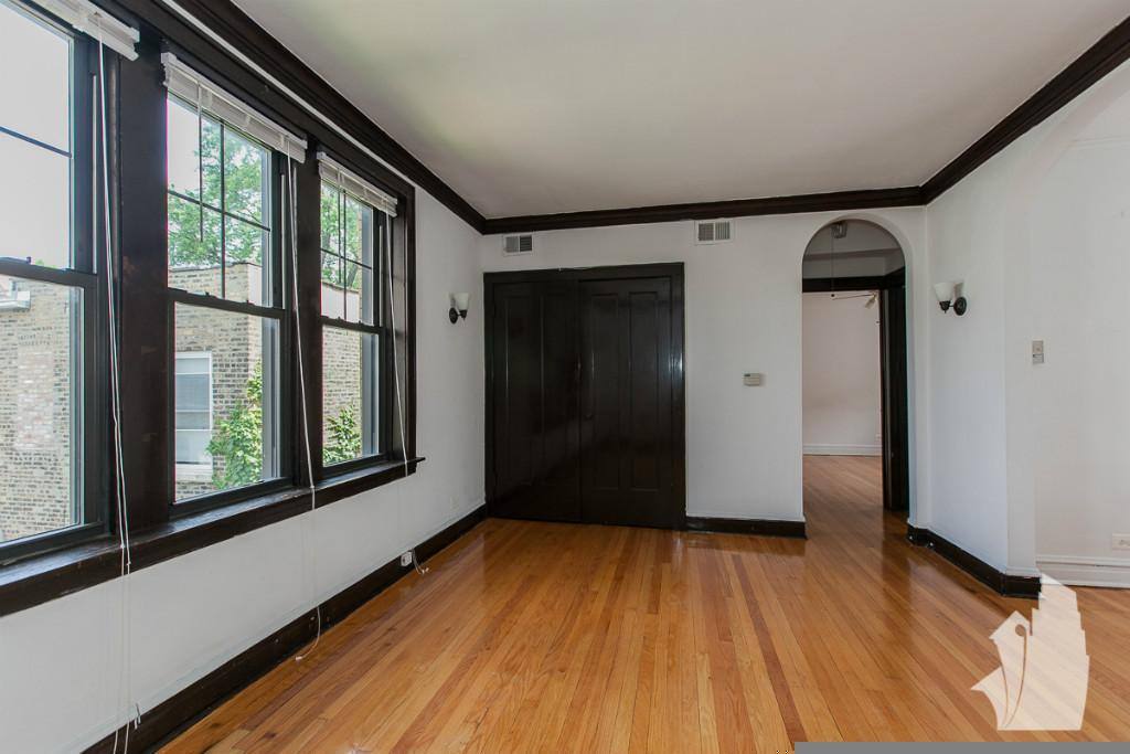 Apartment for rent at 3620 N Marshfield Ave #1B, Chicago, IL 60613
