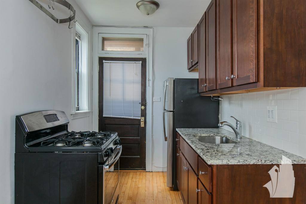 Apartment for rent at 3620 N Marshfield Ave #1B, Chicago, IL 60613