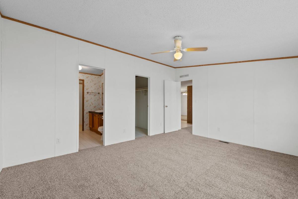 House for rent at 1385 Live Oak Rd, Coats, NC 27521