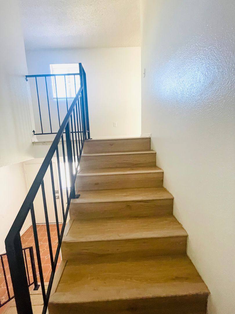 Apartment for rent at 345 Clay St, Fillmore, CA 93015