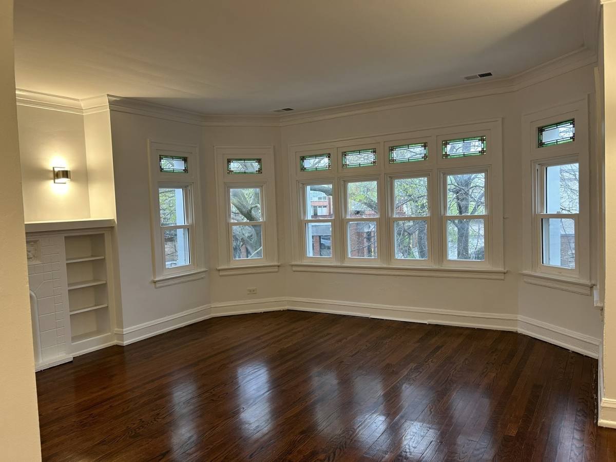 Apartment for rent at 2737 W Lunt Ave #2W, Chicago, IL 60645