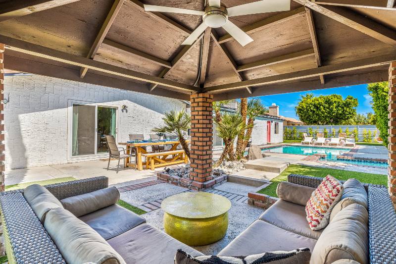 House for rent at 2950 N Bahada Rd, Palm Springs, CA 92262