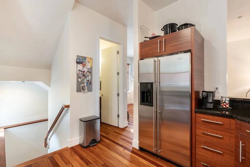 Townhouse for rent at 1616 NW Riverscape St, Portland, OR 97209