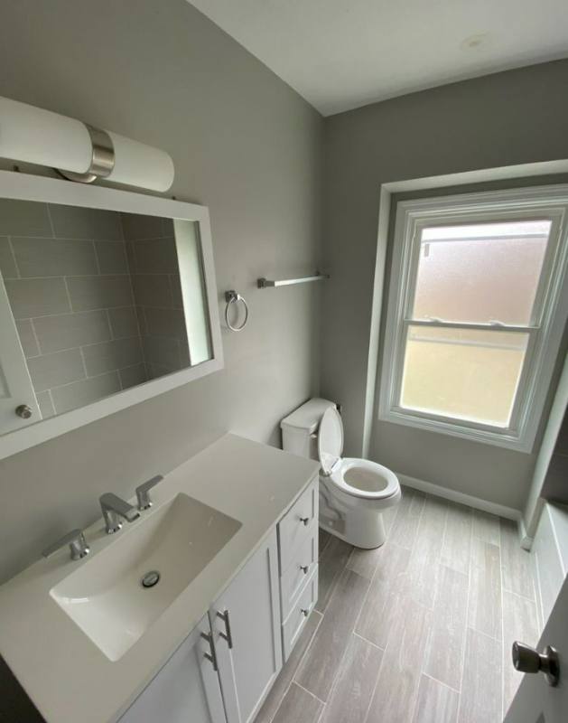 Townhouse for rent at 121 E 35th St, Davenport, IA 52806