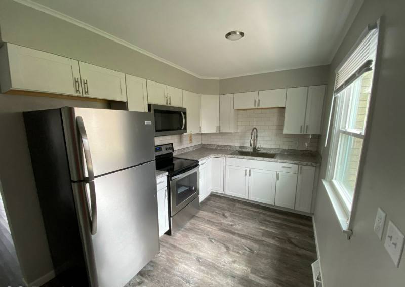 Townhouse for rent at 121 E 35th St, Davenport, IA 52806