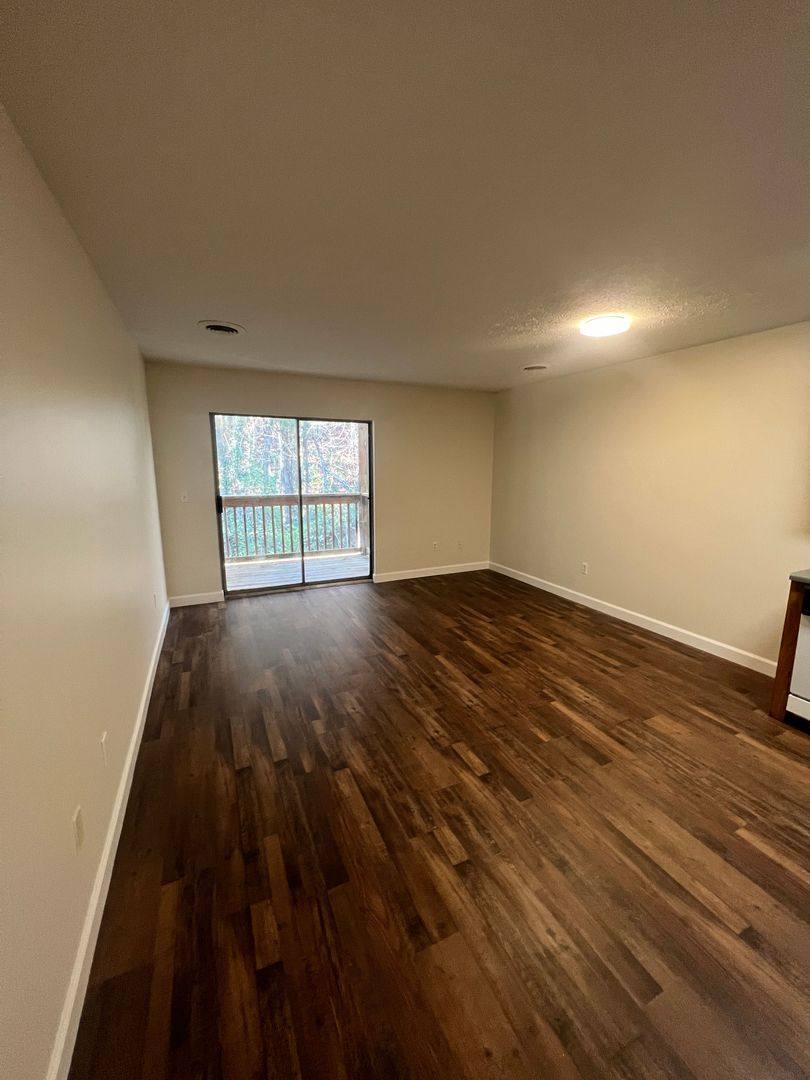 Apartment for rent at 3180 Hickory Dr, Pigeon Forge, TN 37863