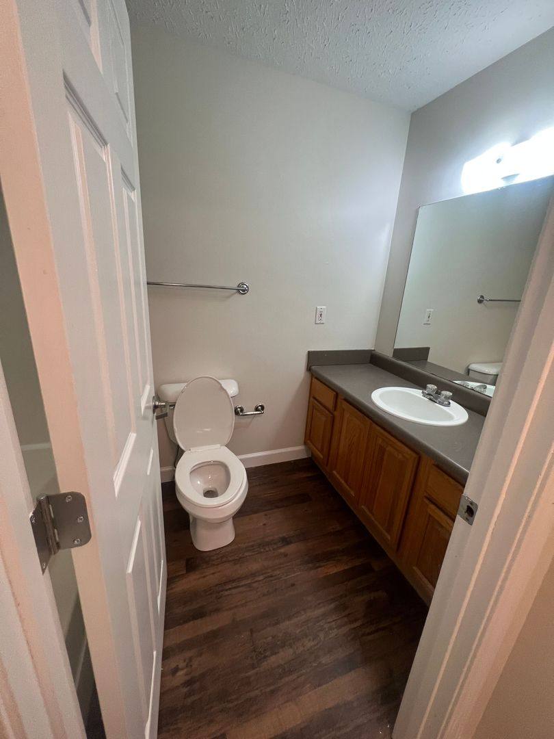 Apartment for rent at 3180 Hickory Dr, Pigeon Forge, TN 37863