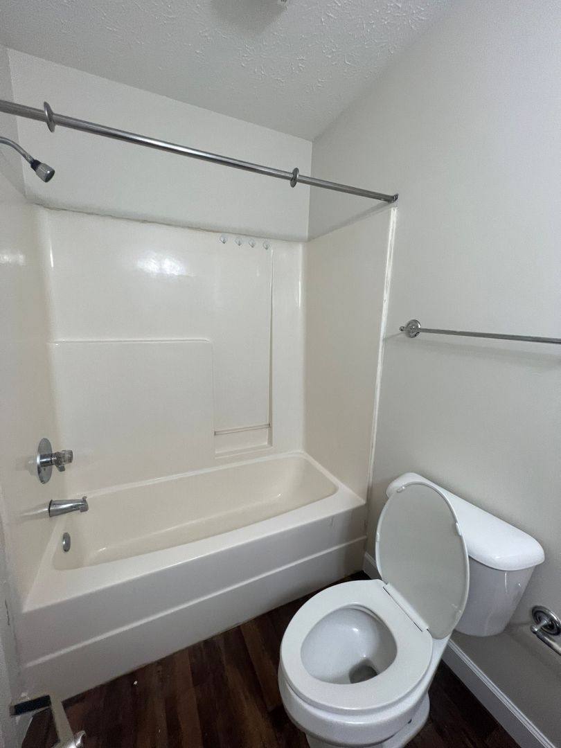 Apartment for rent at 3180 Hickory Dr, Pigeon Forge, TN 37863