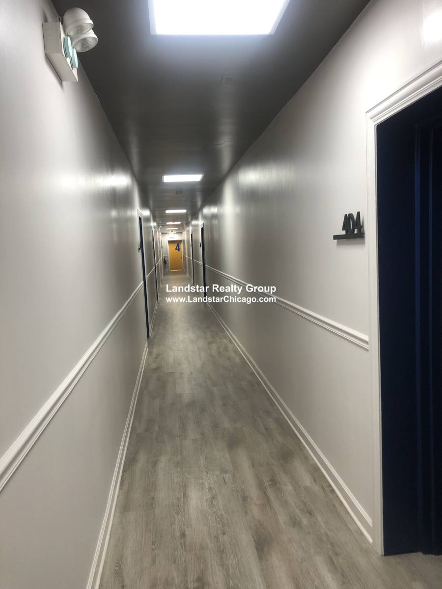 Apartment for rent at 1850 N Humboldt Blvd #411, Chicago, IL 60647