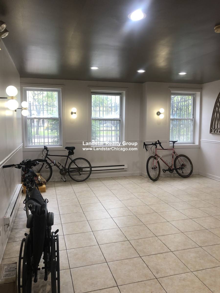 Apartment for rent at 1850 N Humboldt Blvd #411, Chicago, IL 60647