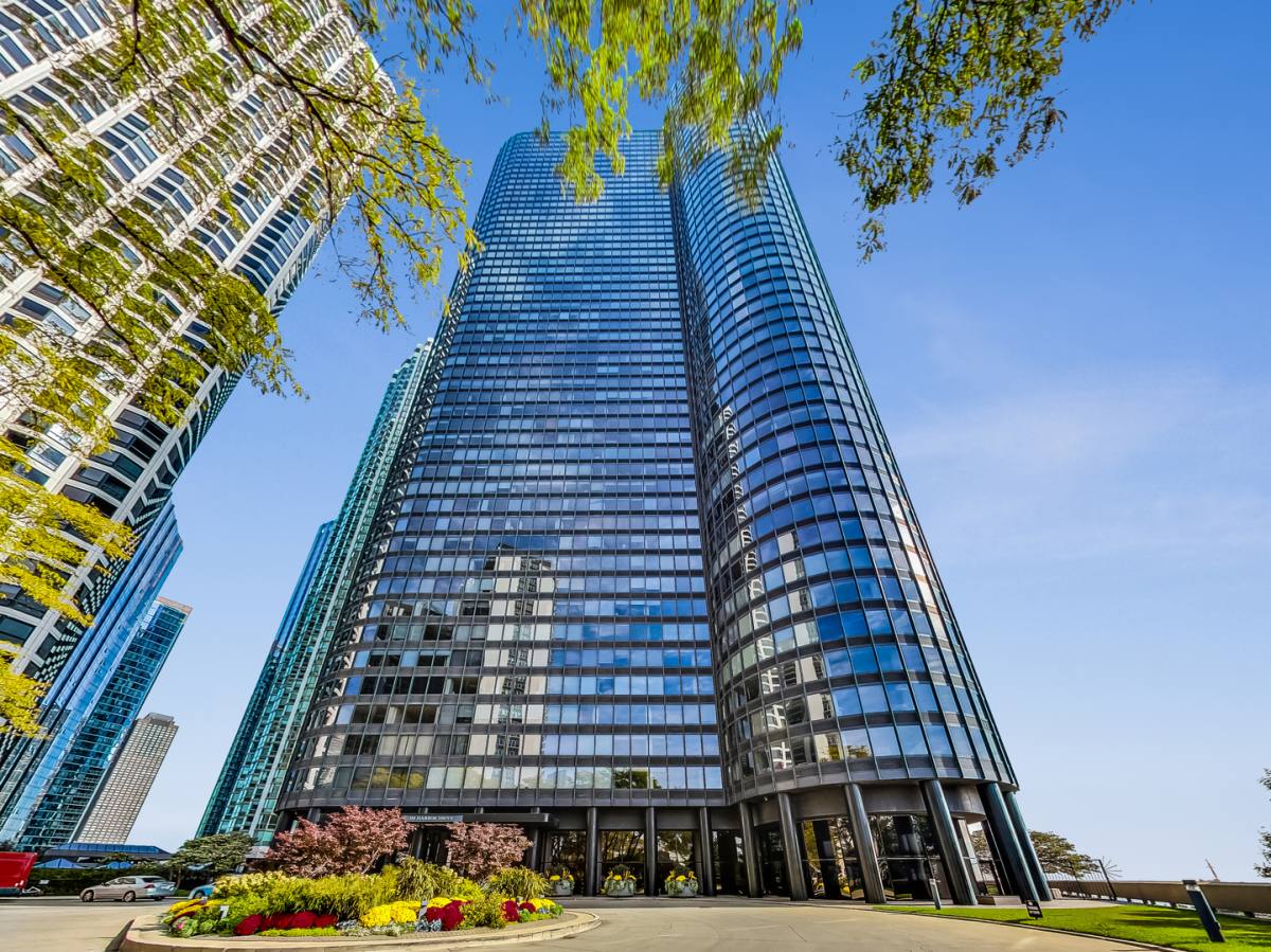 Condo for rent at 155 N Harbor Dr #3007, Chicago, IL 60601