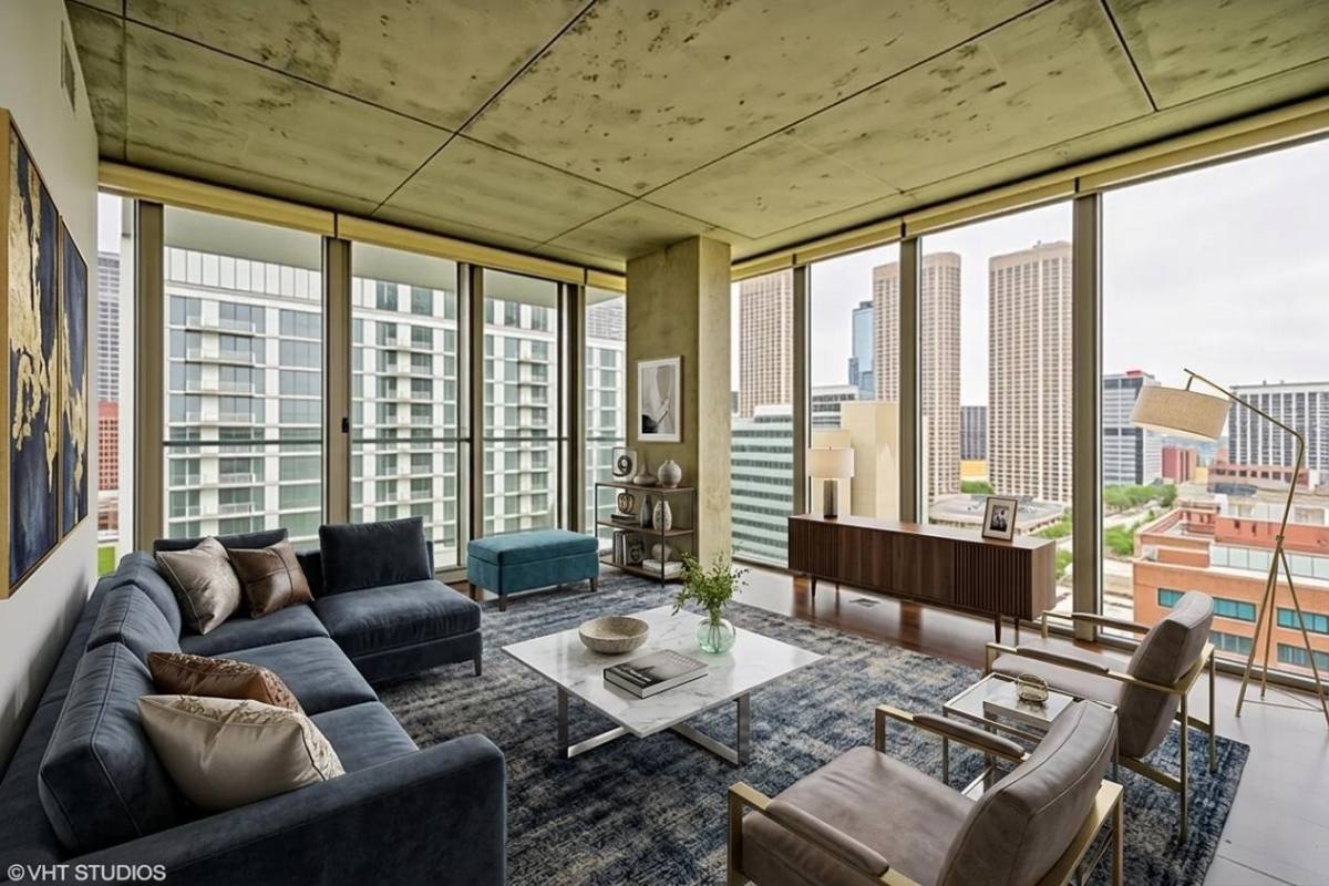 Apartment for rent at 659 W Randolph St #1514, Chicago, IL 60661