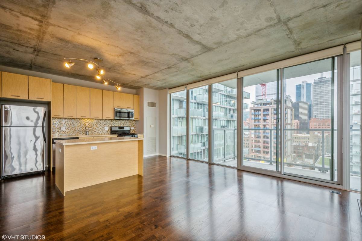 Apartment for rent at 659 W Randolph St #1514, Chicago, IL 60661