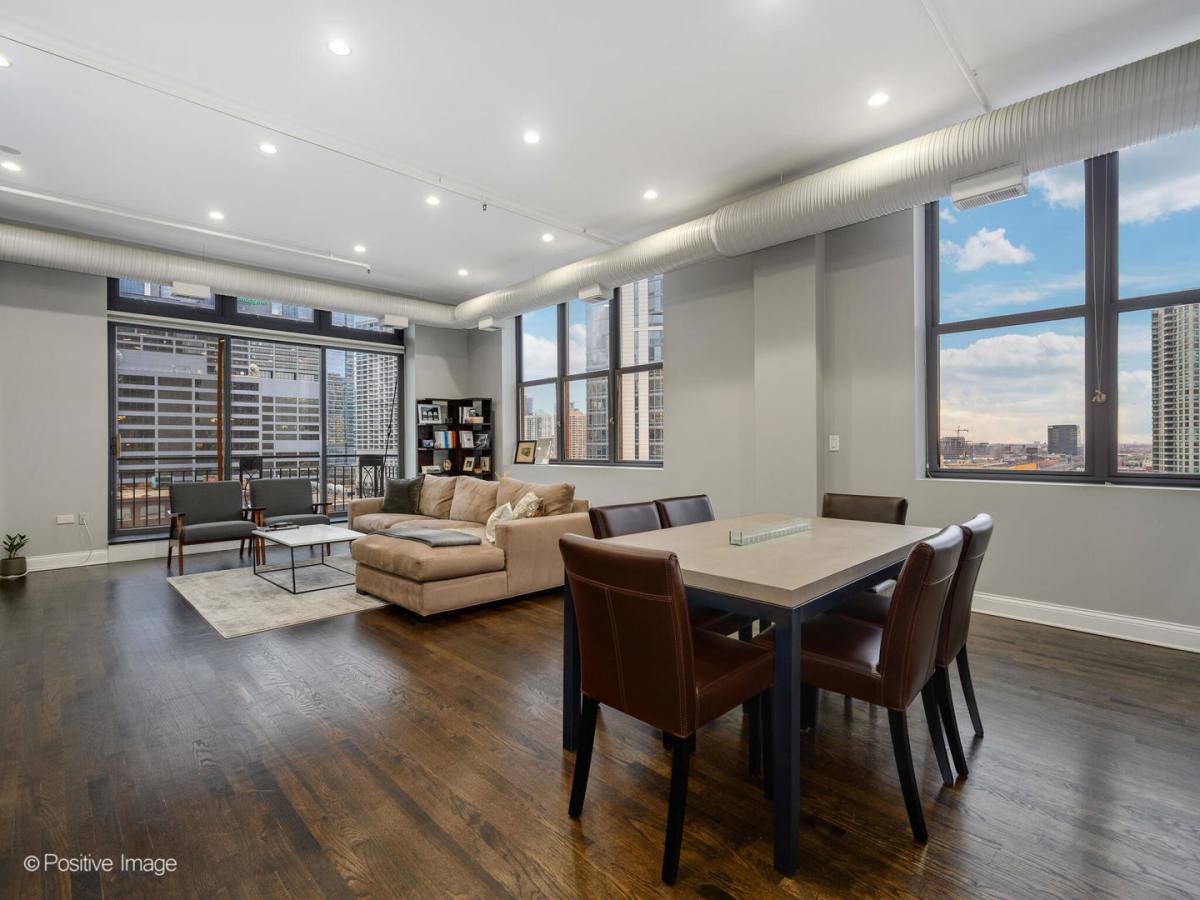 Apartment for rent at 360 W Illinois St #10F, Chicago, IL 60654