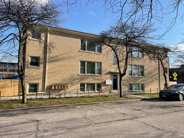 Apartment for rent at 4901 N Kilpatrick, Chicago, IL 60630